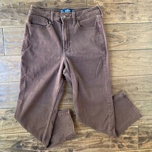 Hollister Ultra High Rise Vintage Straight Brown Jeans Women Size 9R (W29 L27)